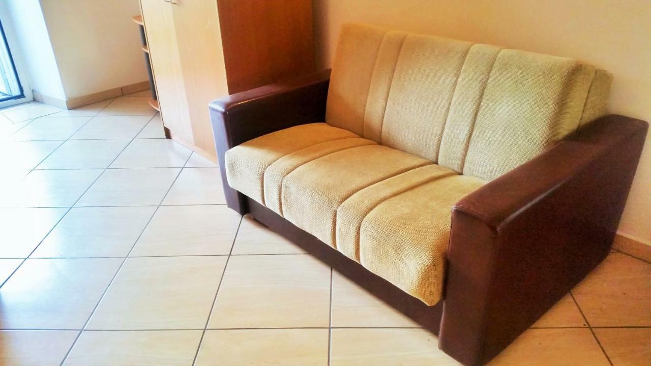 Obala Apartment & Studios Malinska Kültér fotó